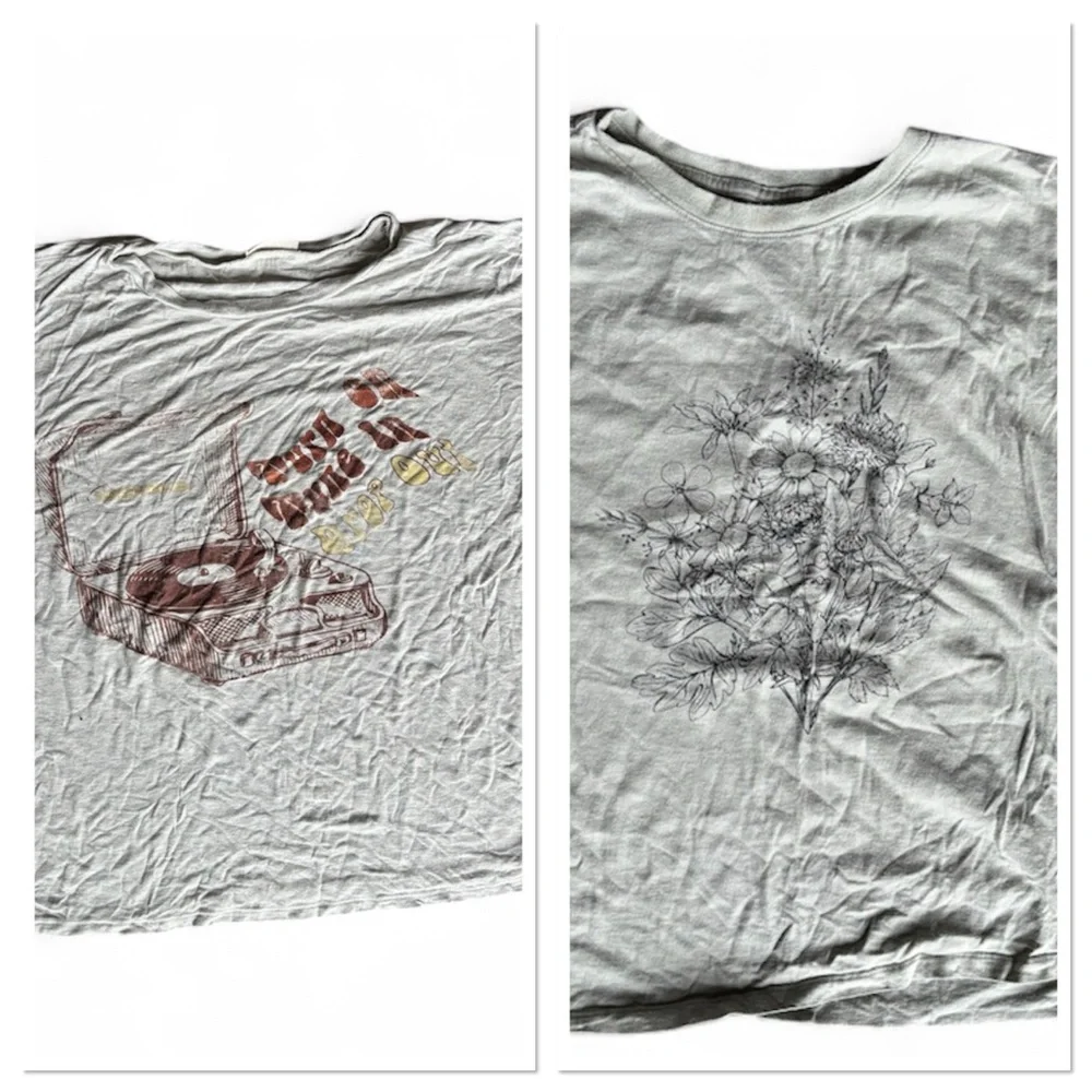 Set of 2 Graphic T-Shirts Size Small - Picture 1 of 7